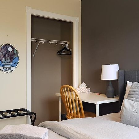Tuscan Ridge Guesthouse Calgary West Ngoại thất bức ảnh