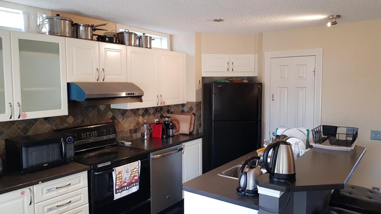 Tuscan Ridge Guesthouse Calgary West Ngoại thất bức ảnh
