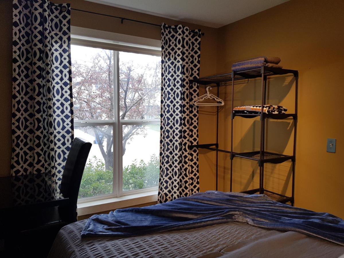 Tuscan Ridge Guesthouse Calgary West Ngoại thất bức ảnh