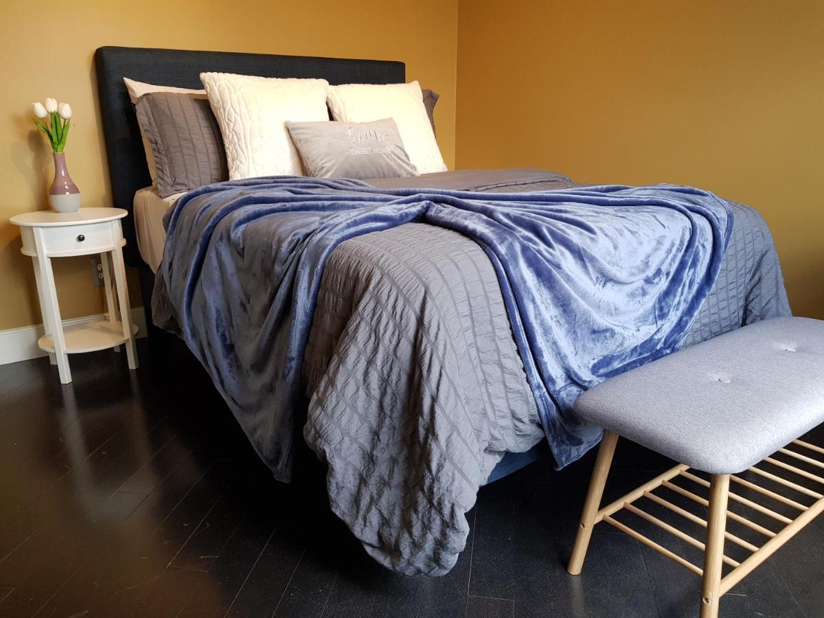 Tuscan Ridge Guesthouse Calgary West Ngoại thất bức ảnh