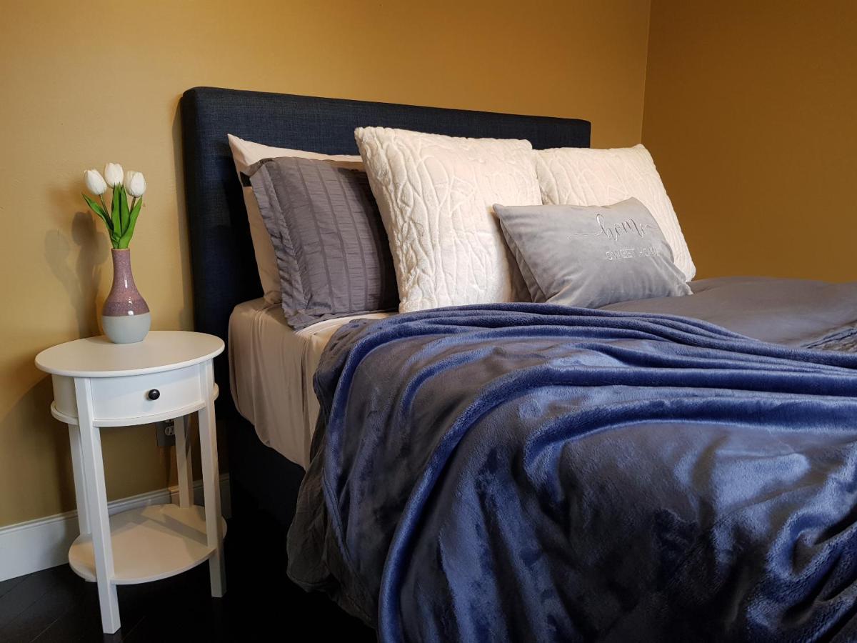 Tuscan Ridge Guesthouse Calgary West Ngoại thất bức ảnh