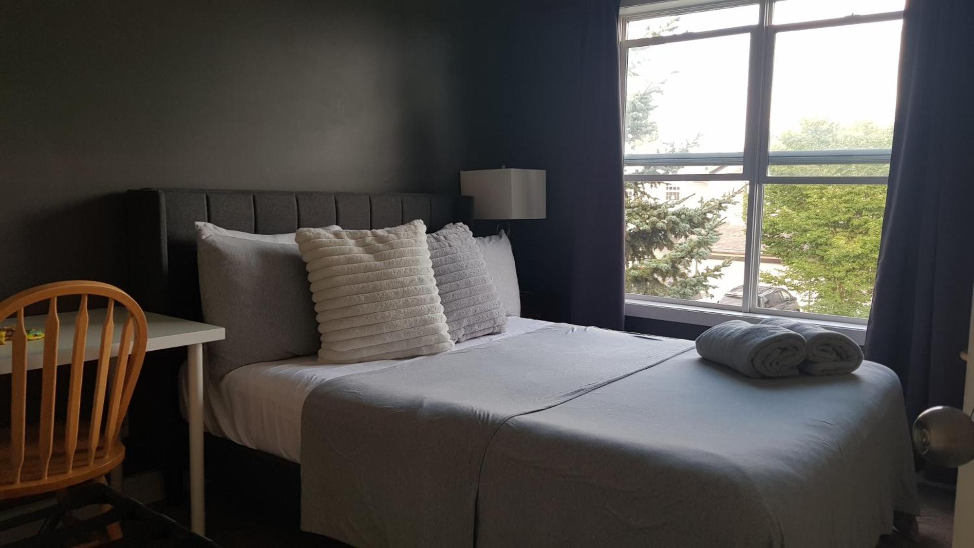 Tuscan Ridge Guesthouse Calgary West Ngoại thất bức ảnh
